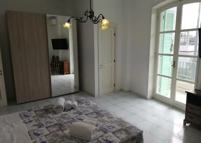 Nocleg ze śniadaniem Parisi Bari